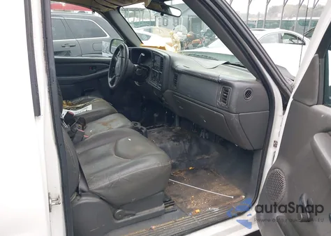 2006 Chevrolet Silverado K2500 Heavy Duty from USA, damaged, VIN 1GCHK24U46E255350